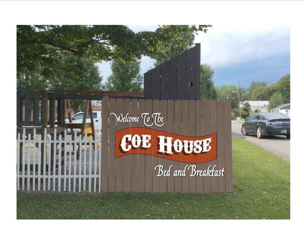 The Old Coe House Hotel Burkesville Bagian luar foto